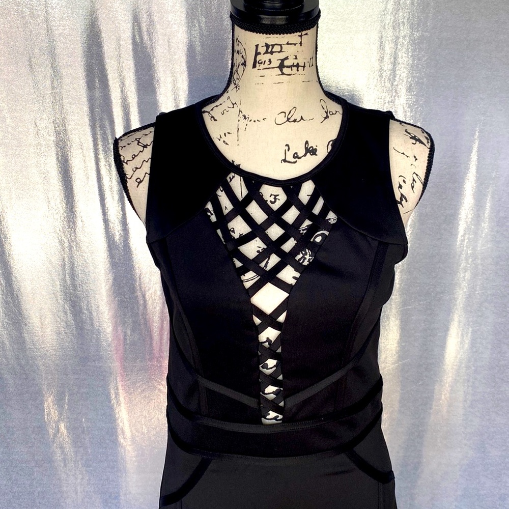 Cut-Out Front Back Zipper Midi Sleeveless Dress